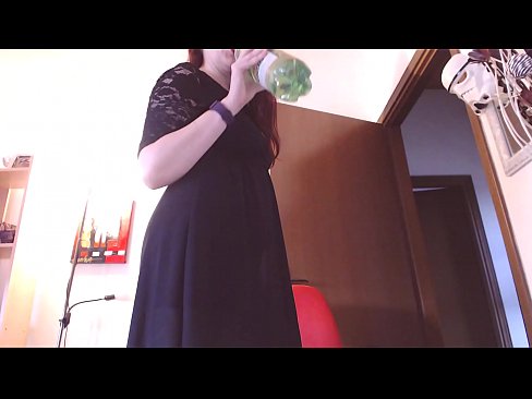 ❤️ Um escravo submisso que ama calcinhas sujas e luxuriosas é forçado a se masturbar depois de assistir a este vídeo! ☑ Porno em porno pt-br.raceporn.ru ﹏